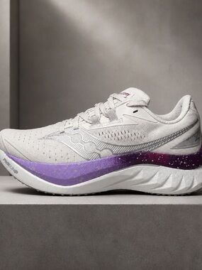 Saucony Endorphin Speed 4 Women size 7.5 Running Shoe brand new with box 🔥🔥